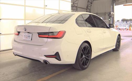 2019 BMW 330 330i SPORT LINE
