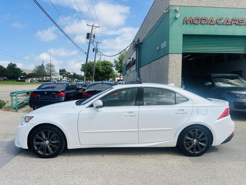 2016 Lexus IS 300 Base