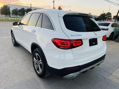 2021 Mercedes-Benz GLC 300 Base