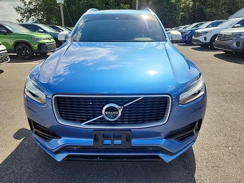 2018 Volvo XC90 T6 R-Design