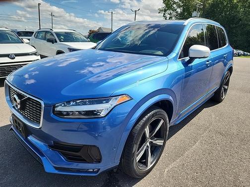2018 Volvo XC90 T6 R-Design