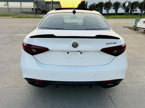 2018 Alfa Romeo Giulia Ti Sport
