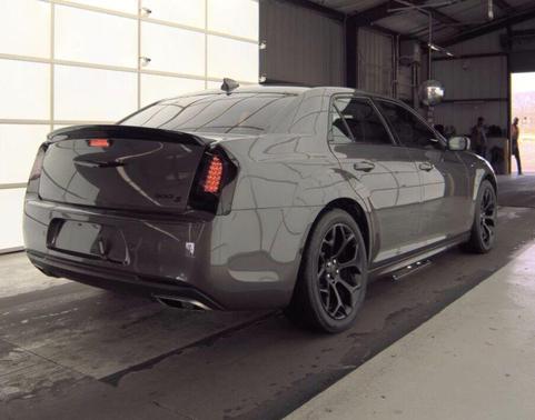 2018 Chrysler 300 S