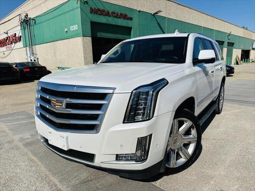 2017 Cadillac Escalade Luxury