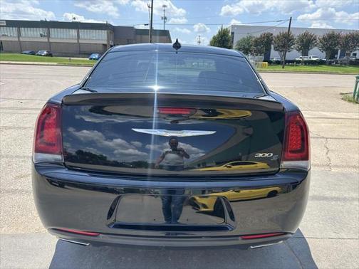2019 Chrysler 300 S