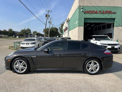 2012 Porsche Panamera 4