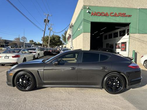 2012 Porsche Panamera 4