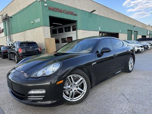 2012 Porsche Panamera 4