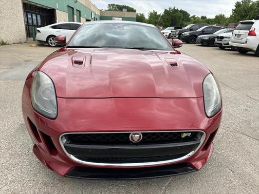 2016 Jaguar F-TYPE R