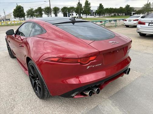 2016 Jaguar F-TYPE R