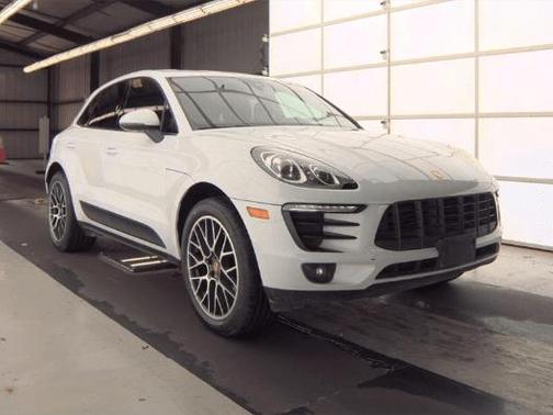 2018 Porsche Macan Sport Edition