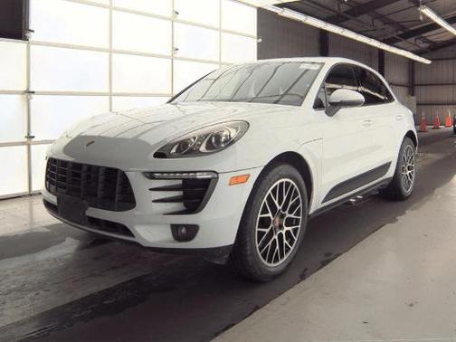 2018 Porsche Macan Sport Edition