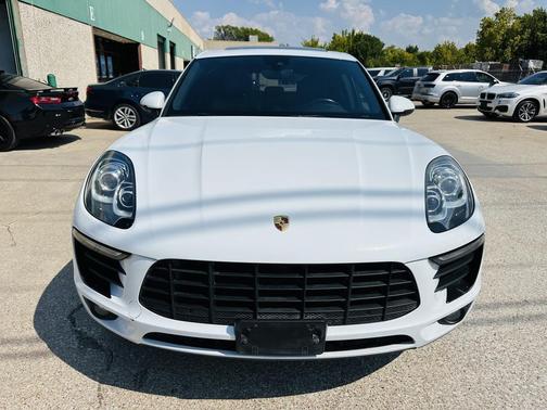 2018 Porsche Macan Sport Edition