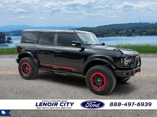 Shadow Black 2024 Ford Bronco Wildtrak