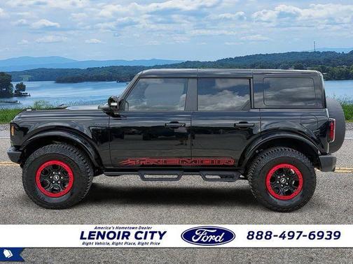 Shadow Black 2024 Ford Bronco Wildtrak
