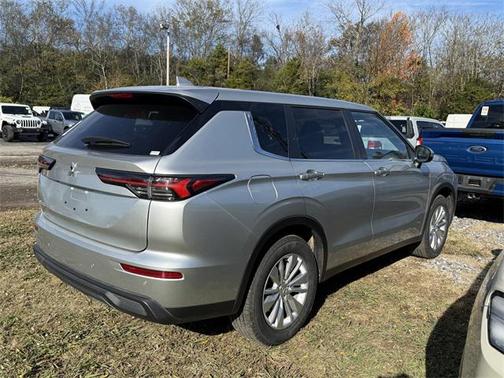 2025 Mitsubishi Outlander ES 2.5 2WD