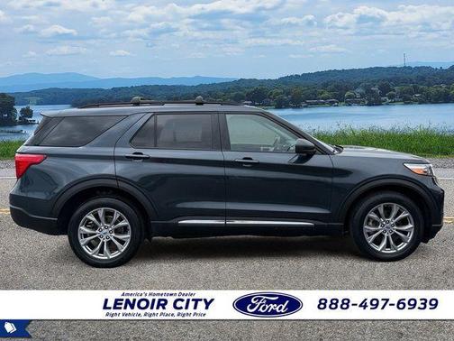 Blue Metallic 2023 Ford Explorer XLT
