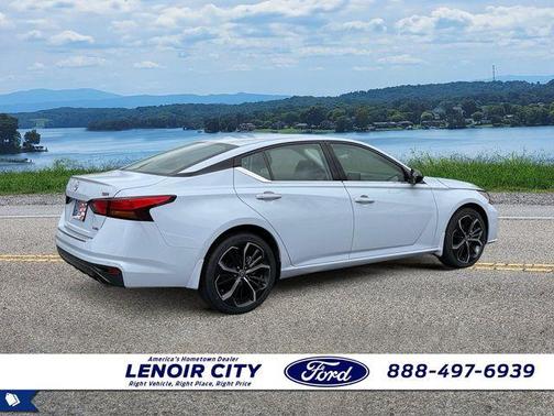 Gray Sky Pearl 2023 Nissan Altima 2.5 SR