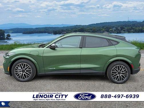 Eruption Green Metallic 2025 Ford Mustang Mach-E Premium