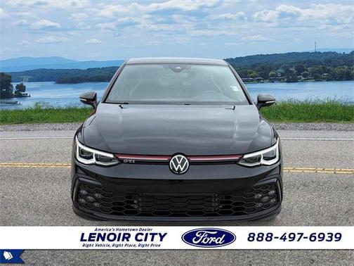 2024 Volkswagen Golf GTI 2.0T SE DSG