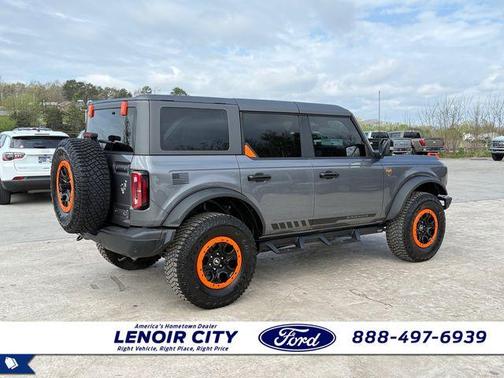 Carbonized Gray Metallic 2023 Ford Bronco Badlands