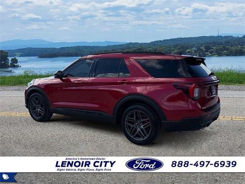 2025 Ford Explorer ST