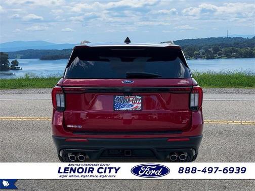 2025 Ford Explorer ST