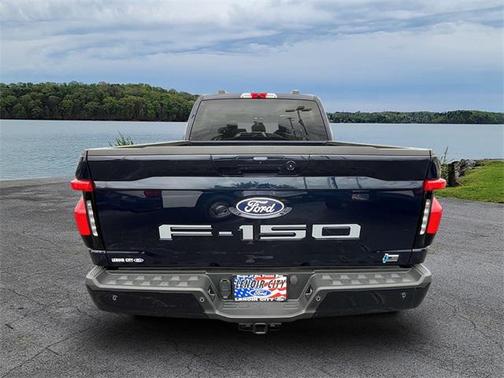 2024 Ford F-150 Lightning Flash
