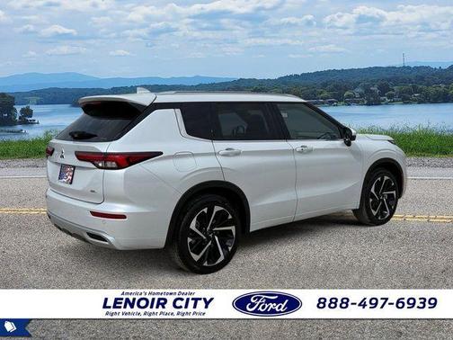 2022 Mitsubishi Outlander SEL