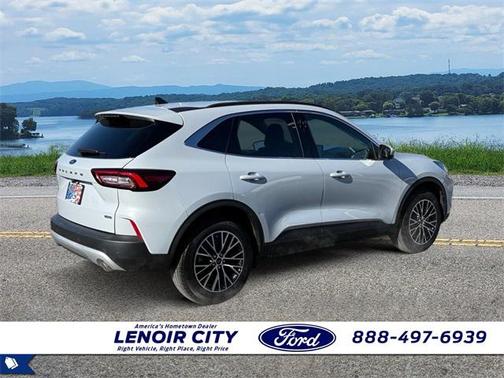 2025 Ford Escape PHEV SE