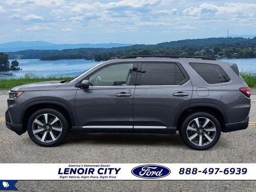 Sonic Gray Pearl 2023 Honda Pilot Touring