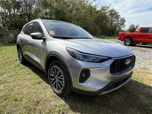 2023 Ford Escape PHEV SE