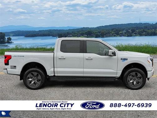 2024 Ford F-150 Lightning LARIAT
