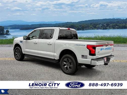 2024 Ford F-150 Lightning LARIAT