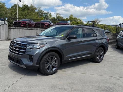 2025 Ford Explorer Active