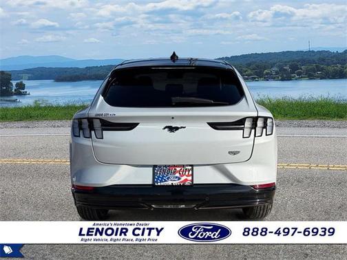 2021 Ford Mustang Mach-E California Route 1