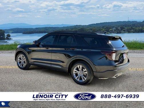 Black Metallic 2021 Ford Explorer XLT