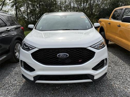 2022 Ford Edge ST