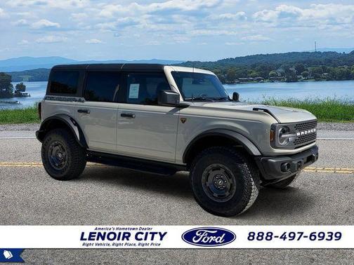 Azure Gray Metallic 2025 Ford Bronco Badlands