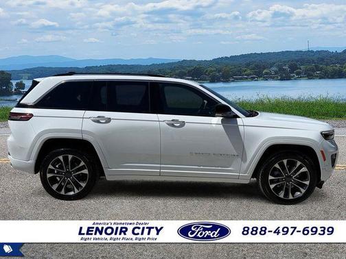 Bright White Clearcoat 2024 Jeep Grand Cherokee Overland