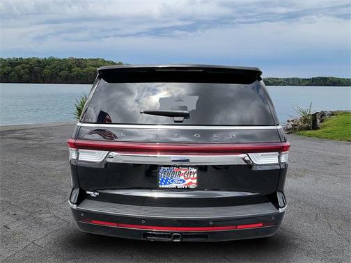2024 Lincoln Navigator Black Label