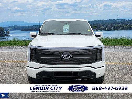 2025 Ford F-150 Lightning LARIAT