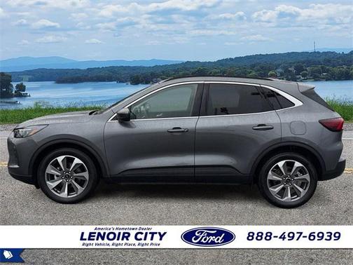 2025 Ford Escape Platinum