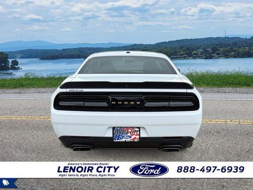 White Knuckle Clearcoat 2022 Dodge Challenger R/T