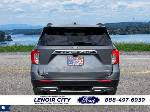 Gray Metallic 2023 Ford Explorer XLT