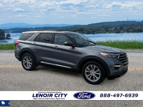 Gray Metallic 2023 Ford Explorer XLT