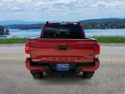 2017 Toyota Tacoma TRD Sport