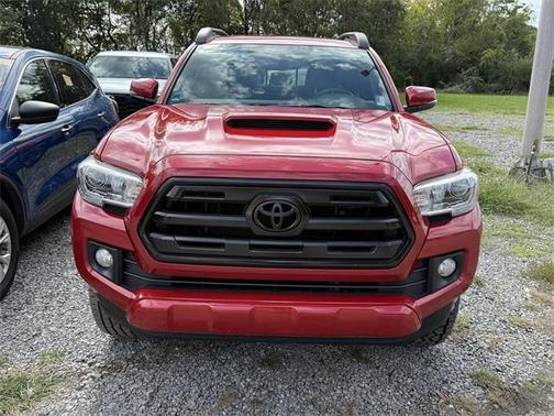 2017 Toyota Tacoma TRD Sport