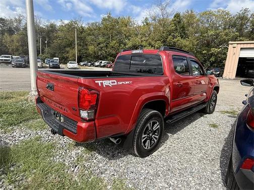2017 Toyota Tacoma TRD Sport