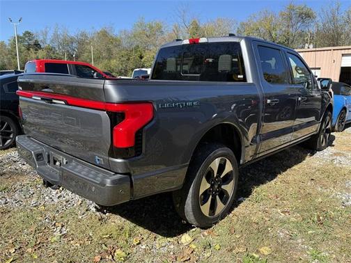 2023 Ford F-150 Lightning Platinum